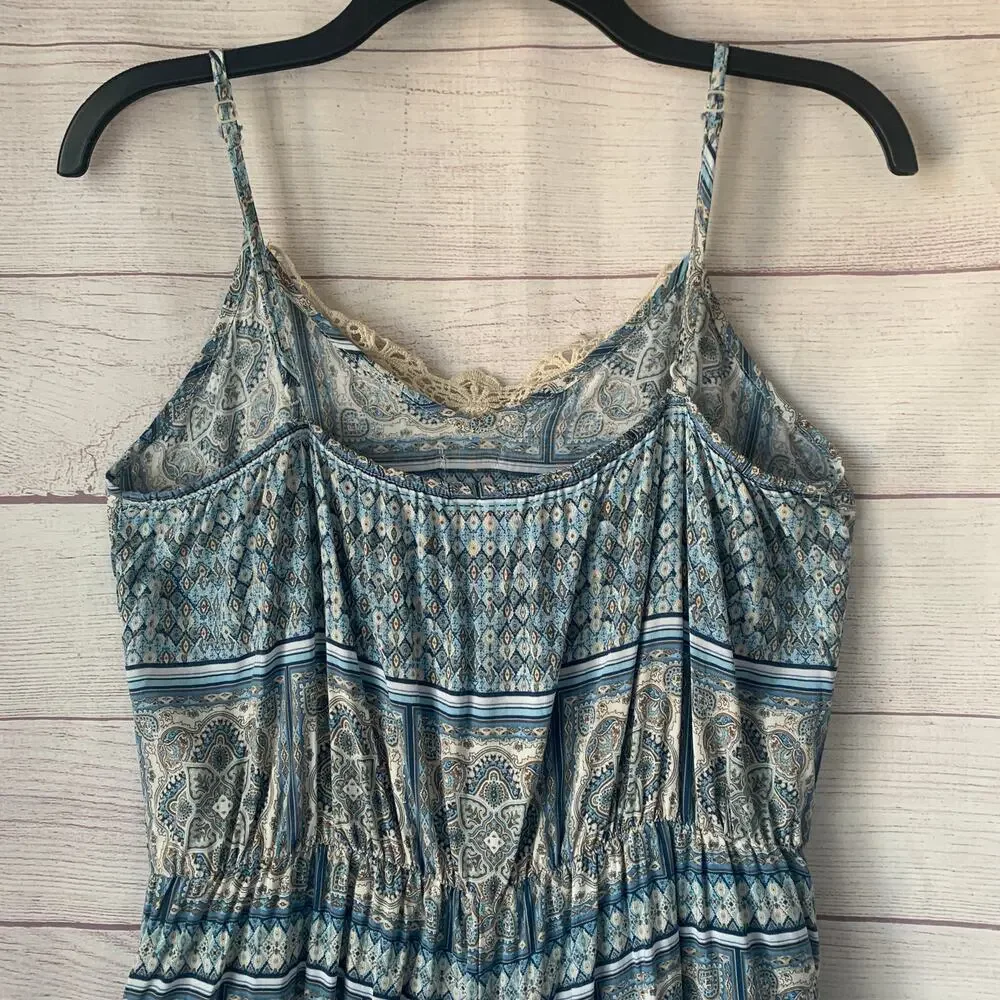 Alya Blue and Cream Paisley Medallion Romper with Crochet Lace Trim Size M